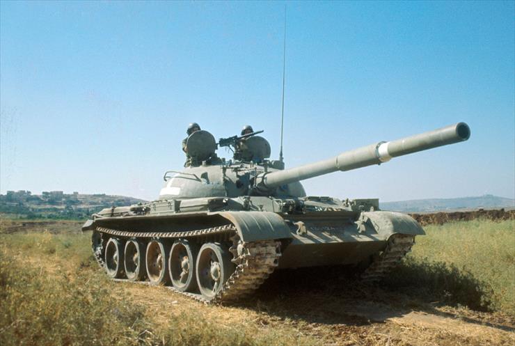 T-62 - Israeli_Tiran-6_Tank_Upgraded_Captured_Soviet_T-62_in_1987.jpg